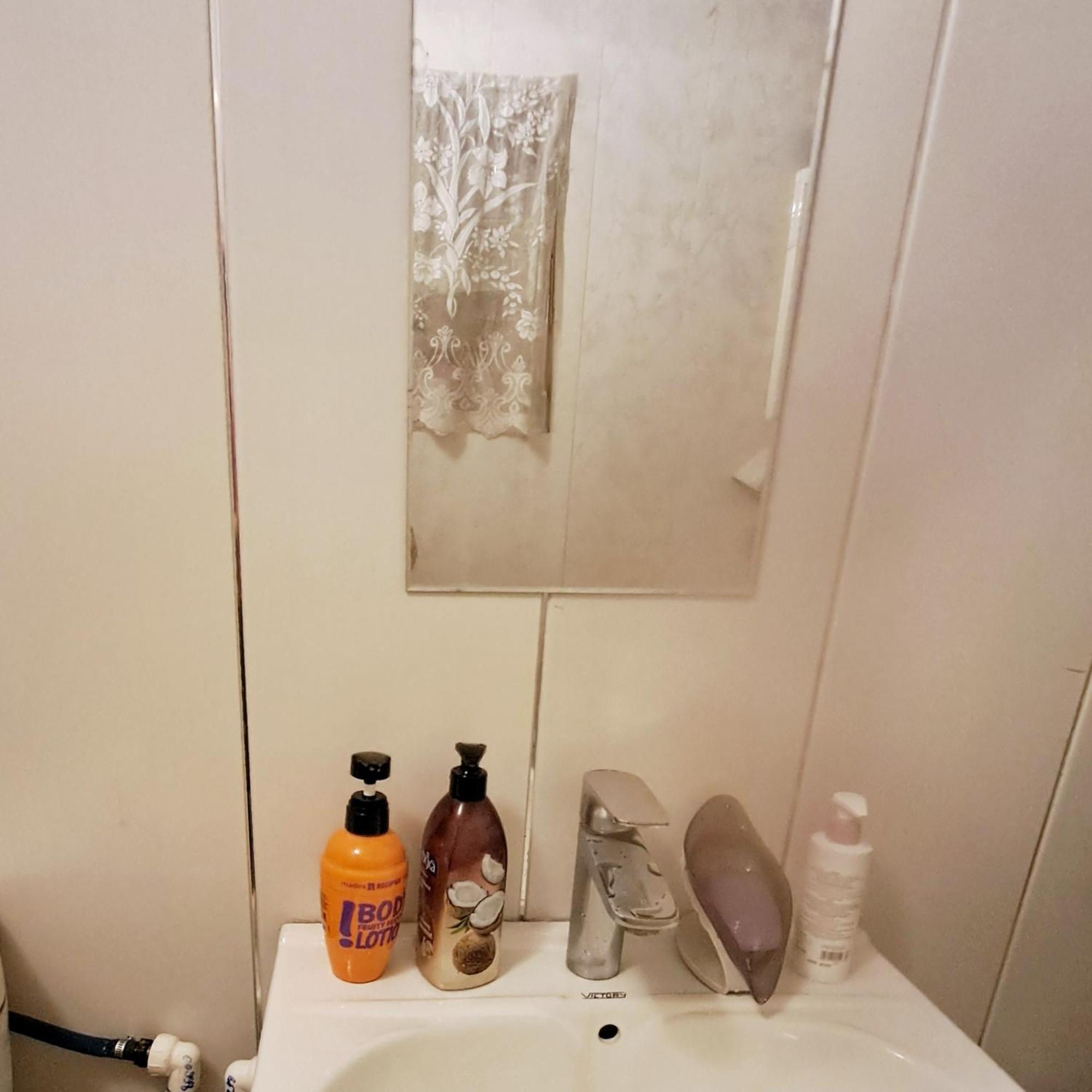 Elos Guesthouse Iprari Eksteriør billede